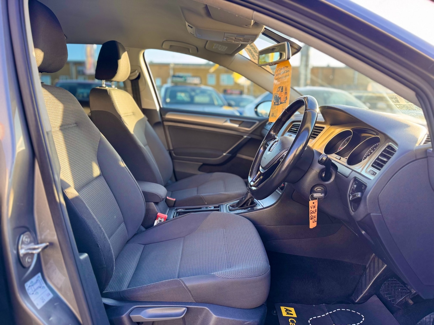 Used Volkswagen Golf 2014 for sale - 76425889: Photo 9