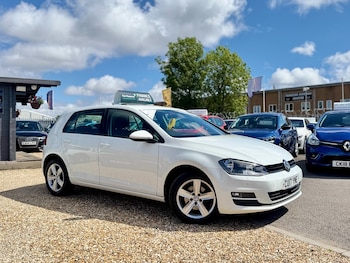Used Volkswagen Golf 2017 for sale - 78789892: Photo