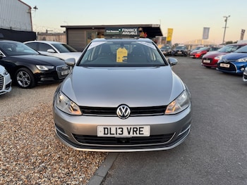 Used Volkswagen Golf 2013 for sale - 77014747: Photo