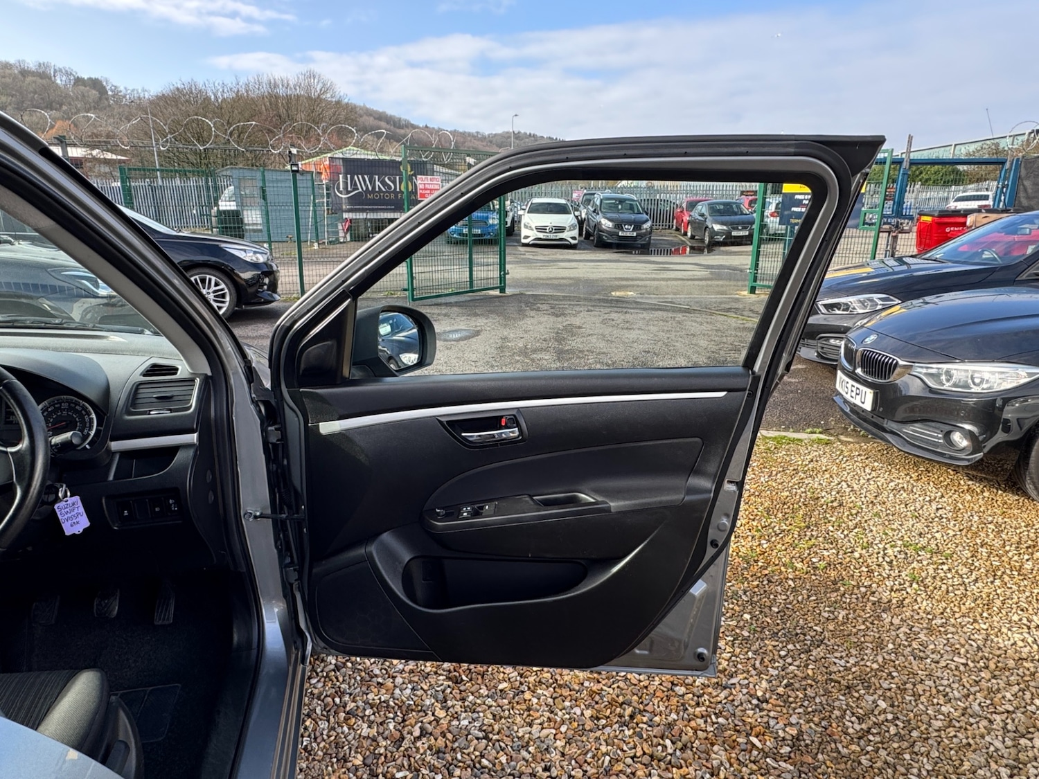 Used Suzuki Swift 2015 for sale - 77984838: Photo 25