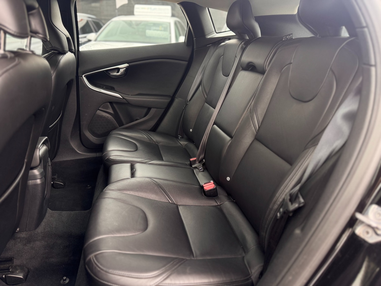 Used Volvo V40 2018 for sale - 76452022: Photo 40