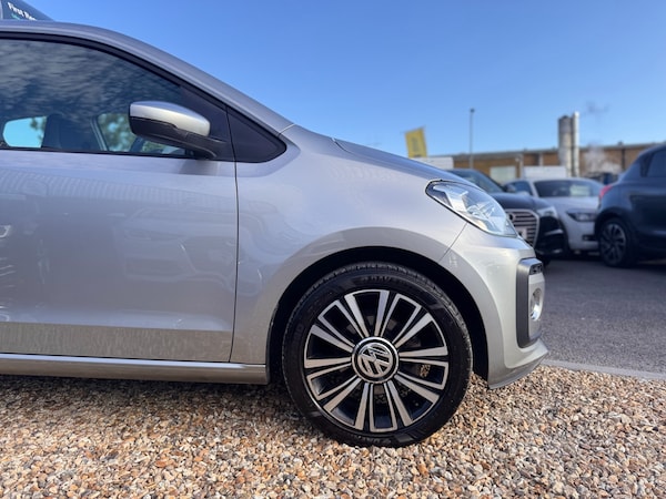 Used Volkswagen up! 2017 for sale - 76234936: Photo 21