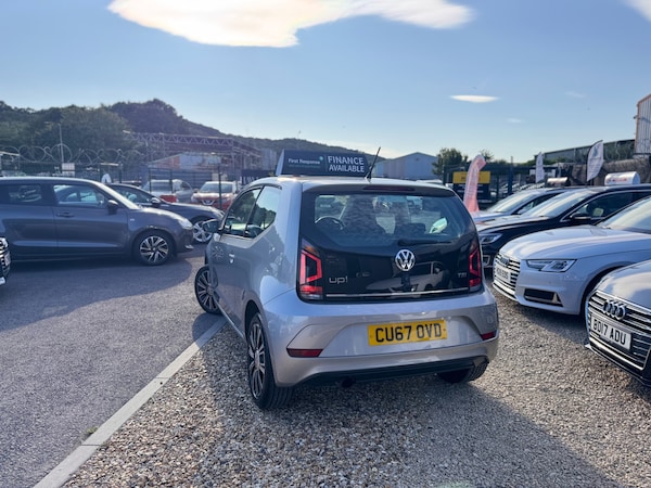 Used Volkswagen up! 2017 for sale - 76234936: Photo 8