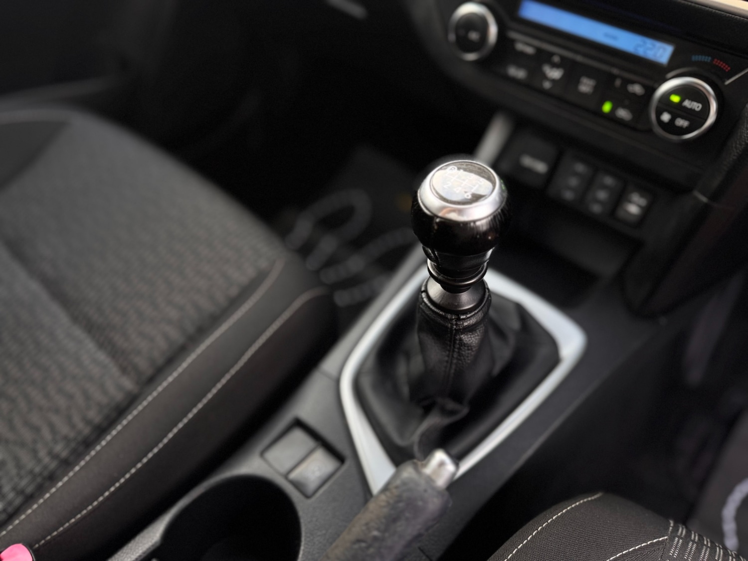 Used Toyota Auris 2015 for sale - 76684459: Photo 35