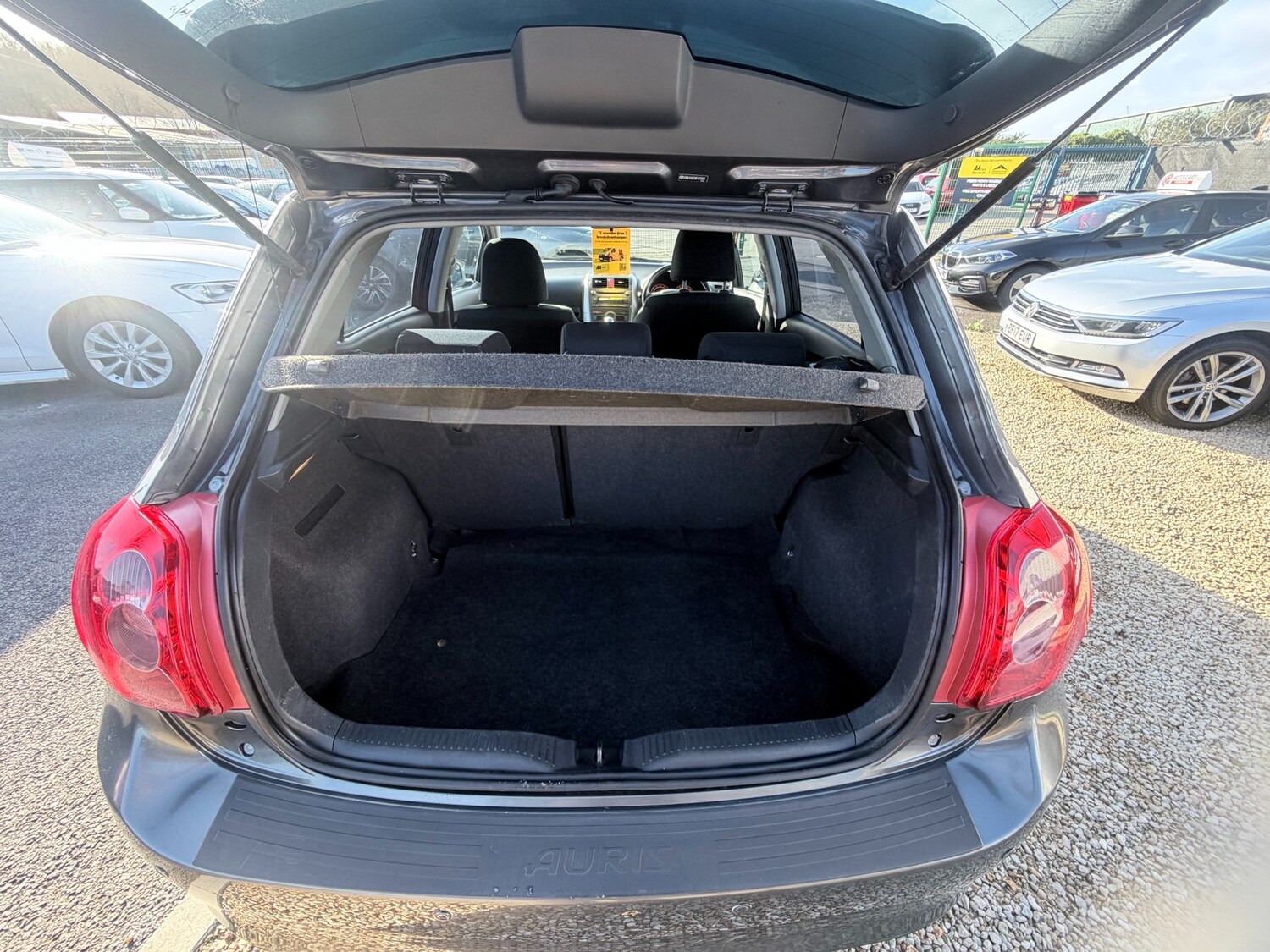 Used Toyota Auris 2009 for sale - 77983615: Photo 18