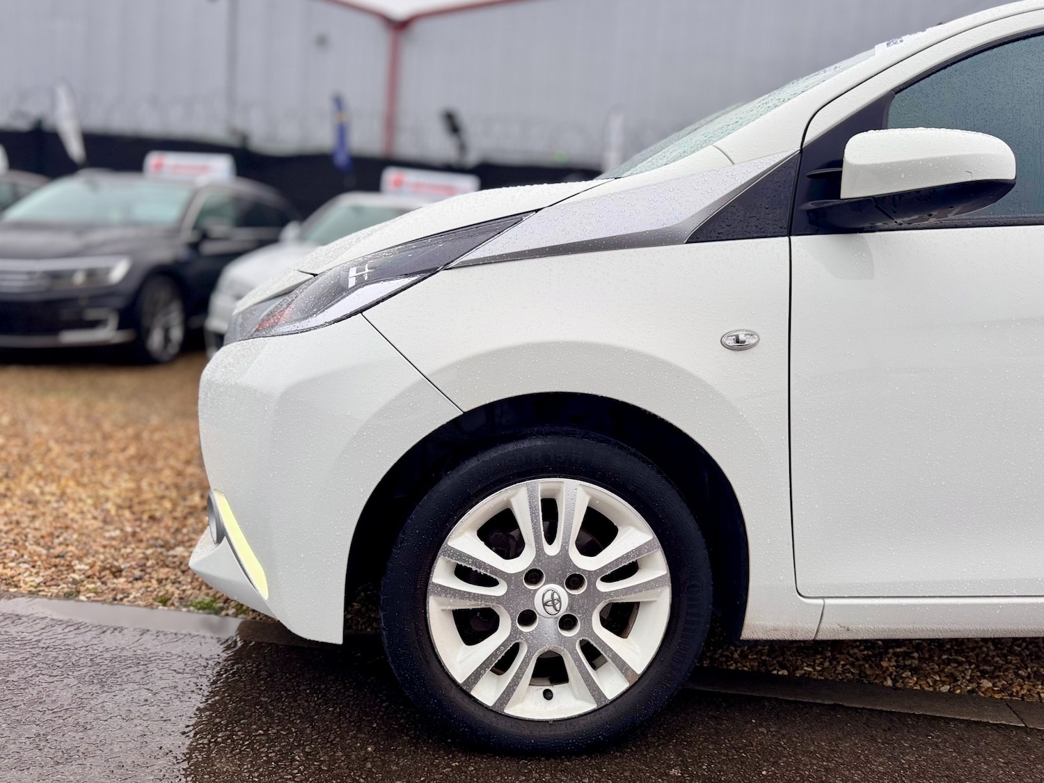Used Toyota AYGO 2017 for sale - 77223041: Photo 24
