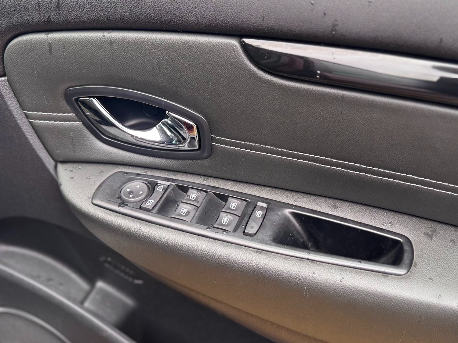 Used Renault Grand Scenic 2013 for sale - 76945646: Photo 26