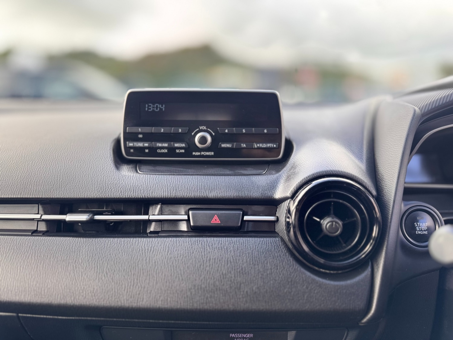 Used Mazda Mazda2 2015 for sale - 76599580: Photo 20