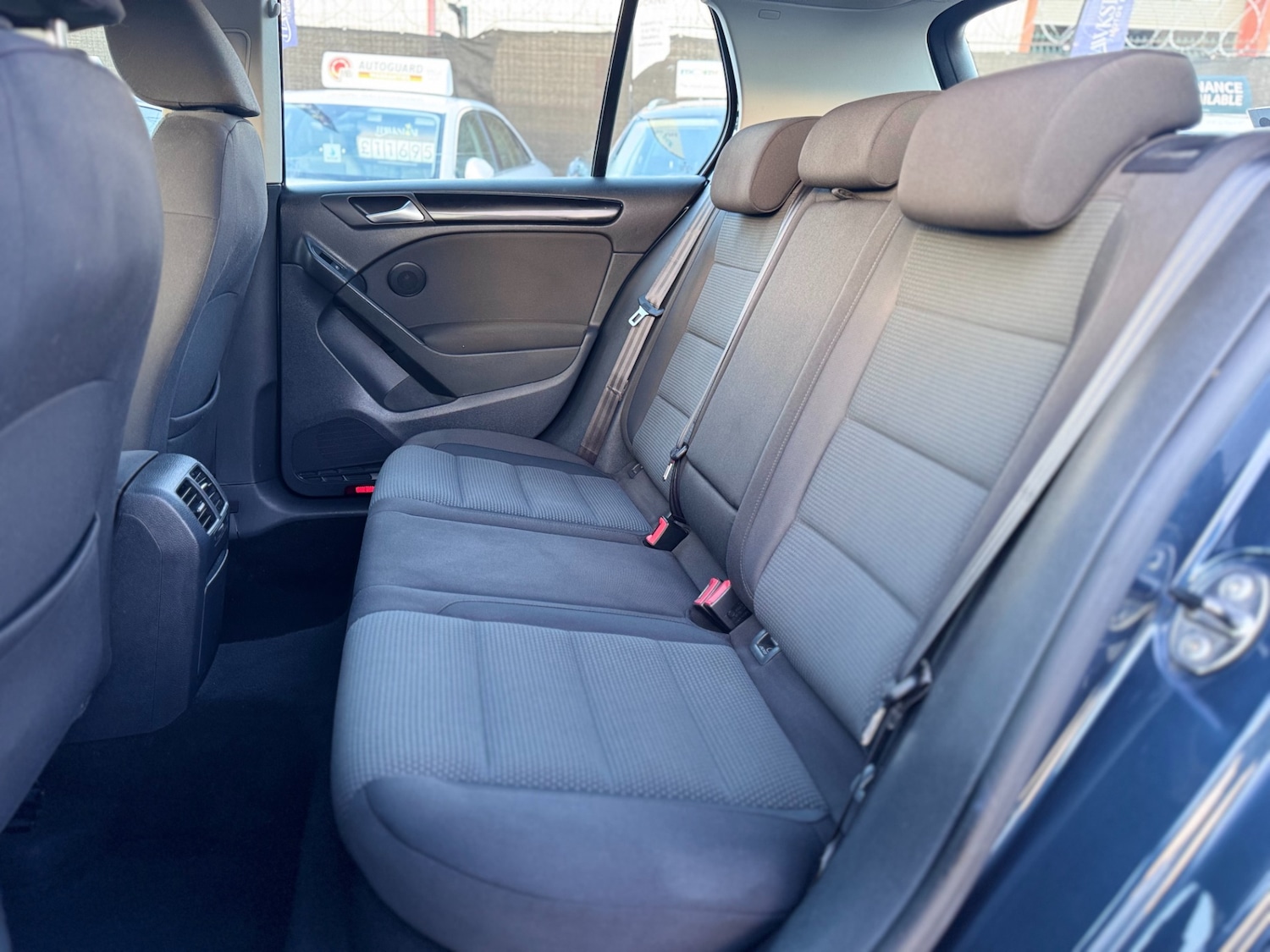 Used Volkswagen Golf 2012 for sale - 77051748: Photo 40