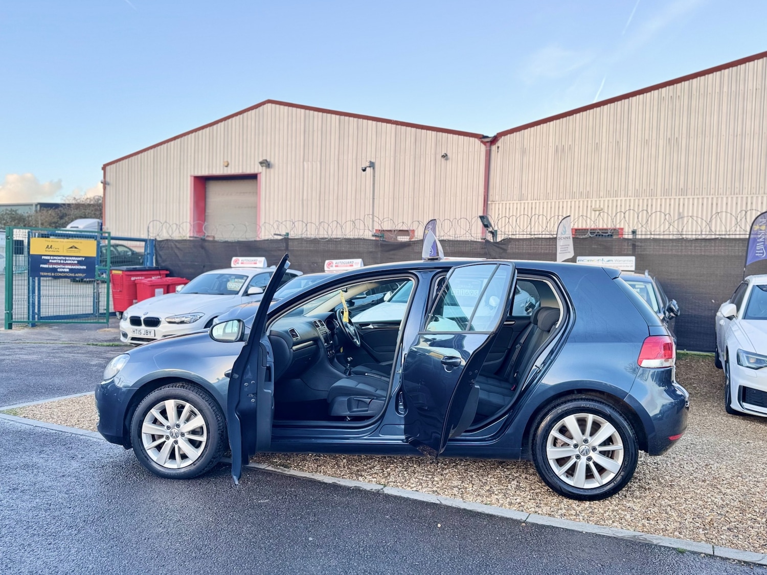 Used Volkswagen Golf 2012 for sale - 77051748: Photo 43