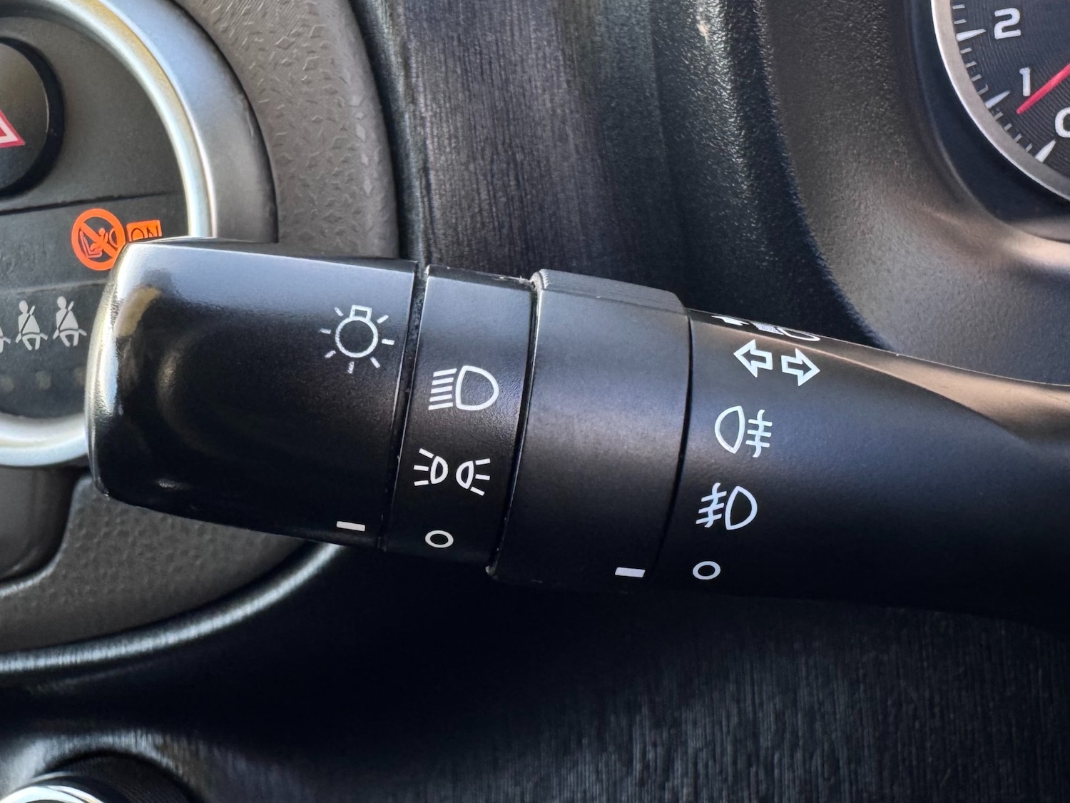 Used Toyota Yaris 2012 for sale - 77297168: Photo 32