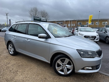 Used Skoda Fabia 2015 for sale - 75536653: Photo