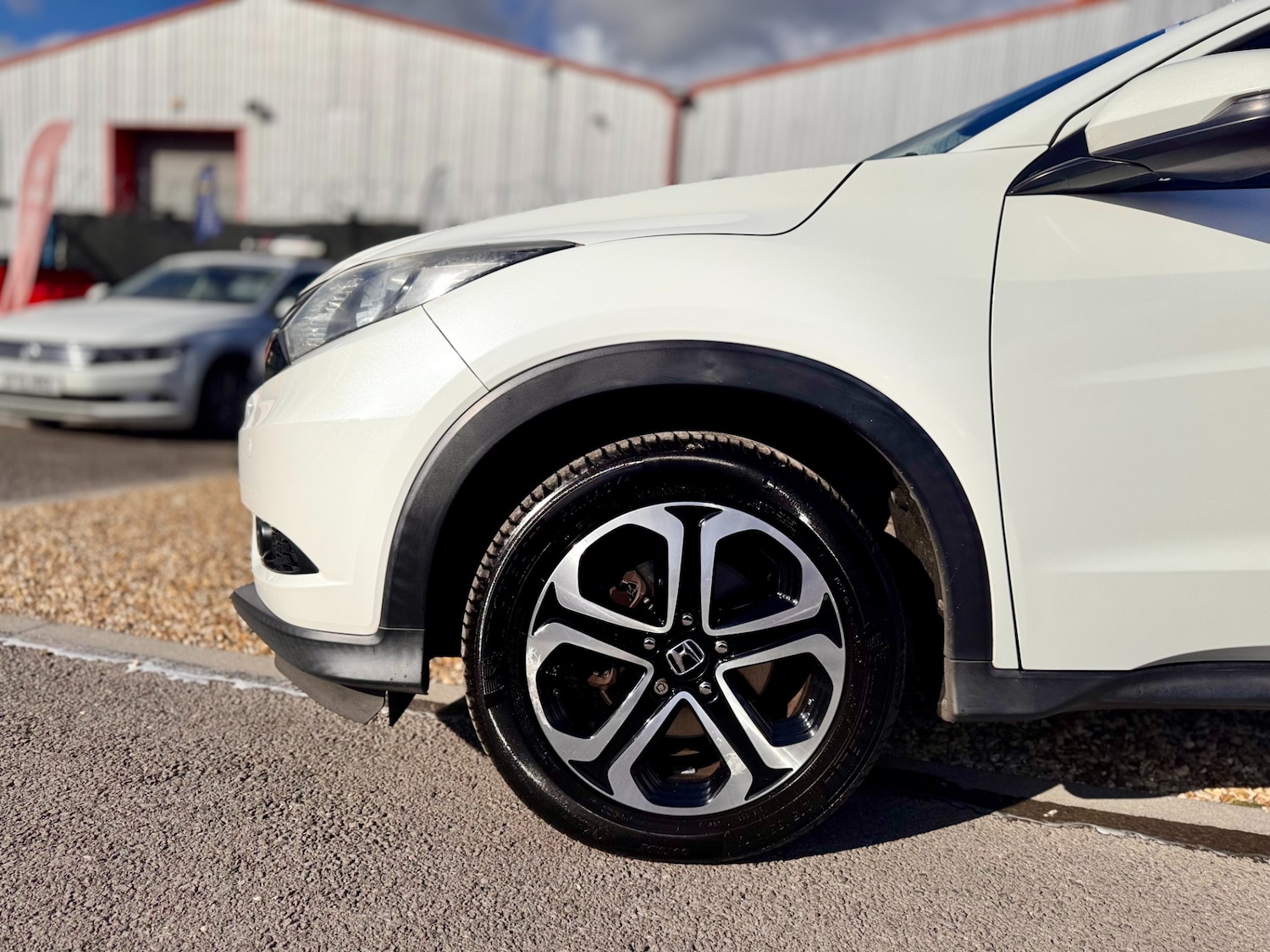 Used Honda HR-V 2017 for sale - 76160740: Photo 24