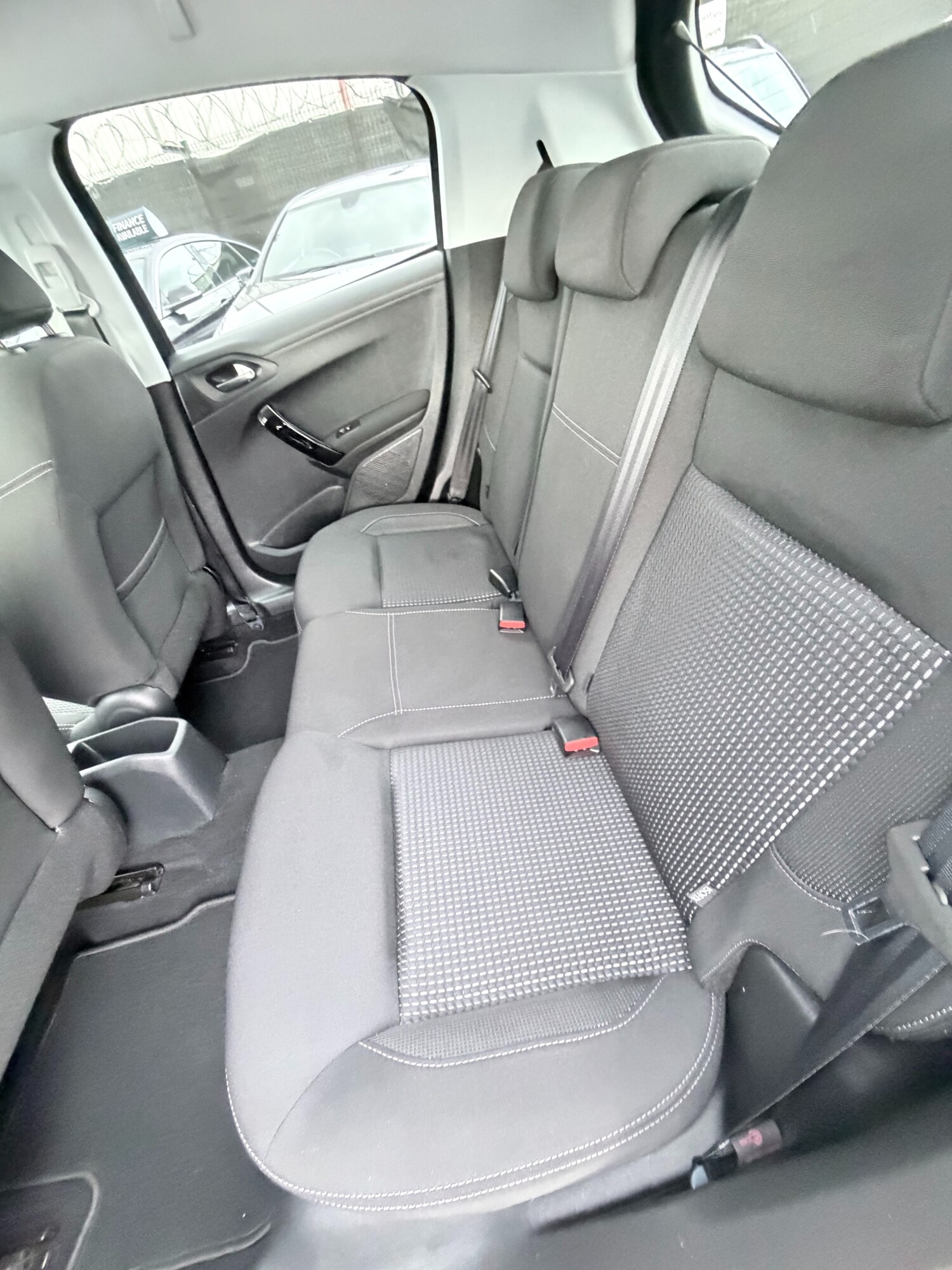 Used Peugeot 208 2019 for sale - 77902621: Photo 39