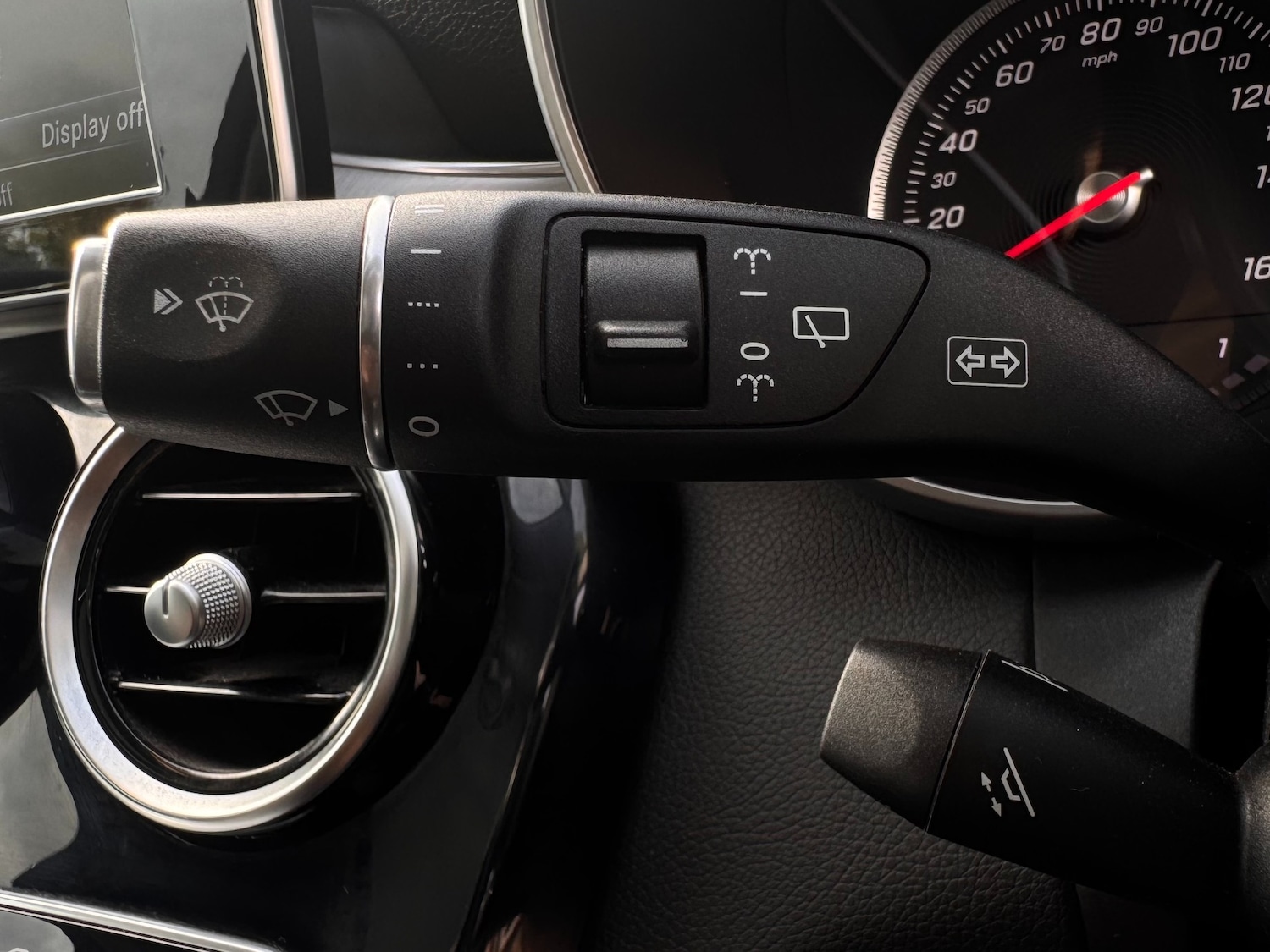 Used Mercedes-Benz C Class 2015 for sale - 76542430: Photo 35