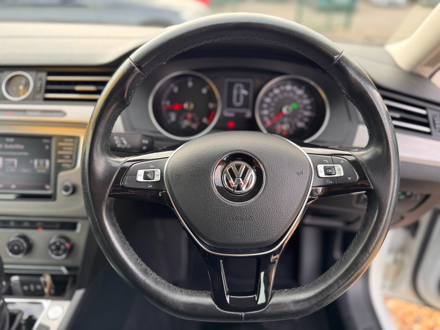 Used Volkswagen Passat 2015 for sale - 76159734: Photo 27