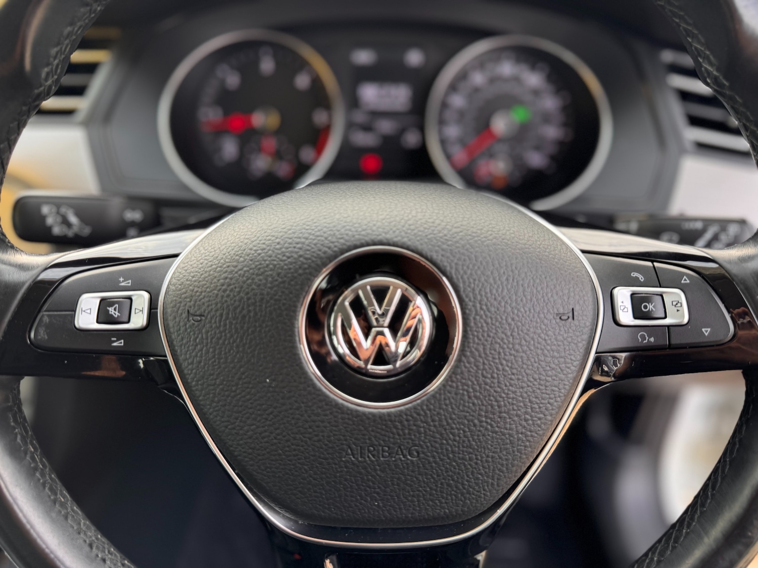 Used Volkswagen Passat 2015 for sale - 76159734: Photo 29