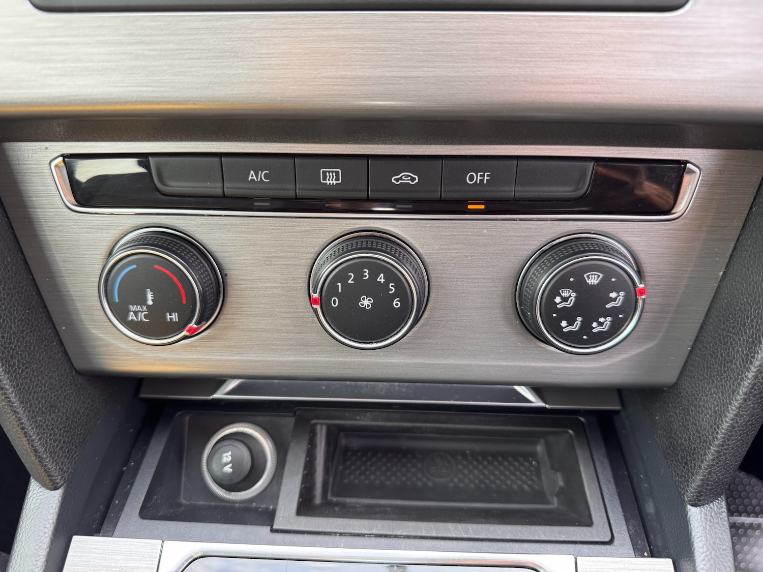 Used Volkswagen Passat 2015 for sale - 76159734: Photo 33