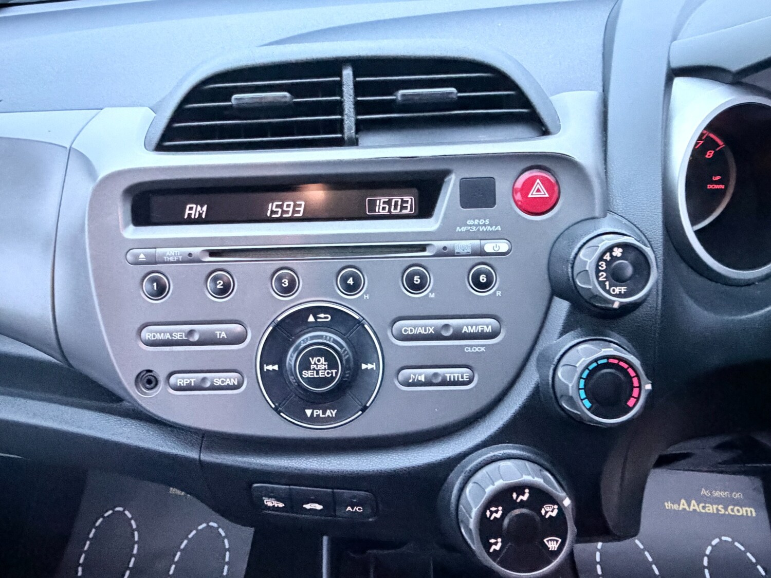 Used Honda Jazz 2009 for sale - 77640062: Photo 28