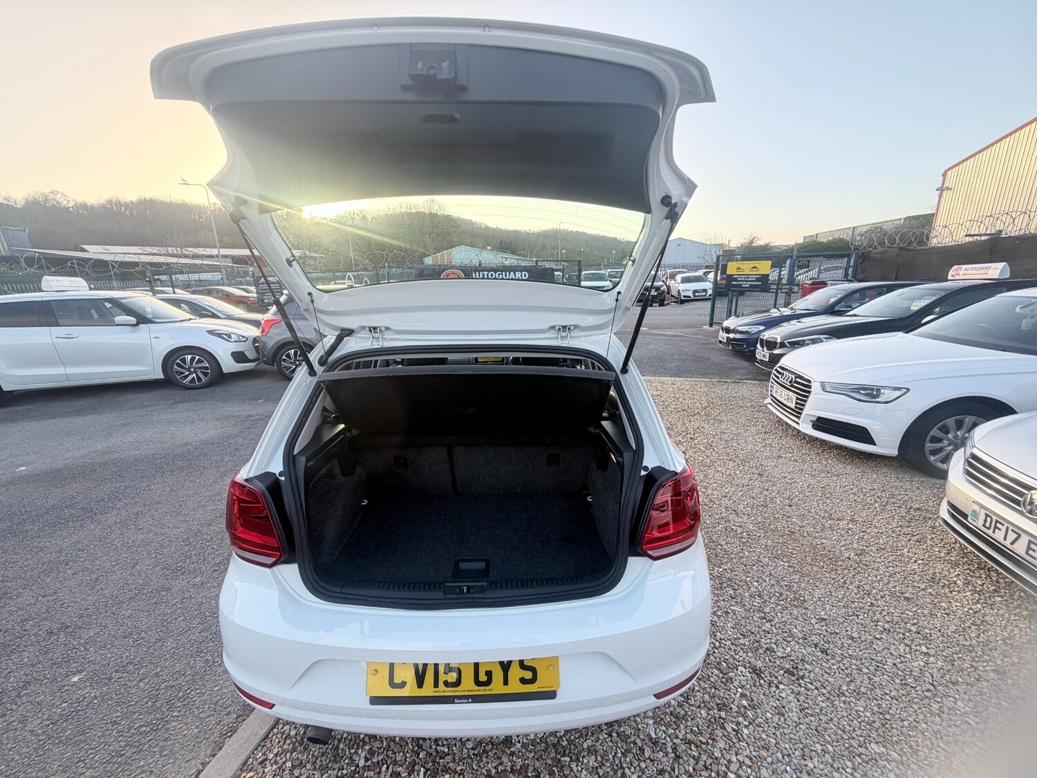 Used Volkswagen Polo 2015 for sale - 77950693: Photo 18