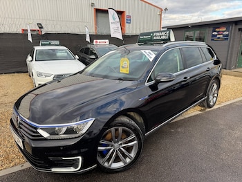 Used Volkswagen Passat 2017 for sale - 75684562: Photo