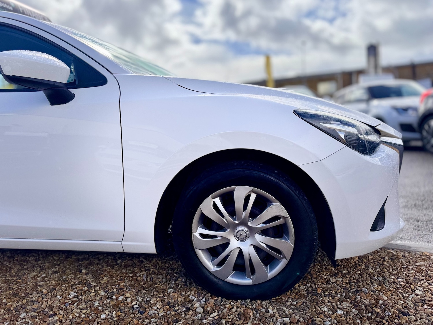 Used Mazda Mazda2 2015 for sale - 76932328: Photo 21