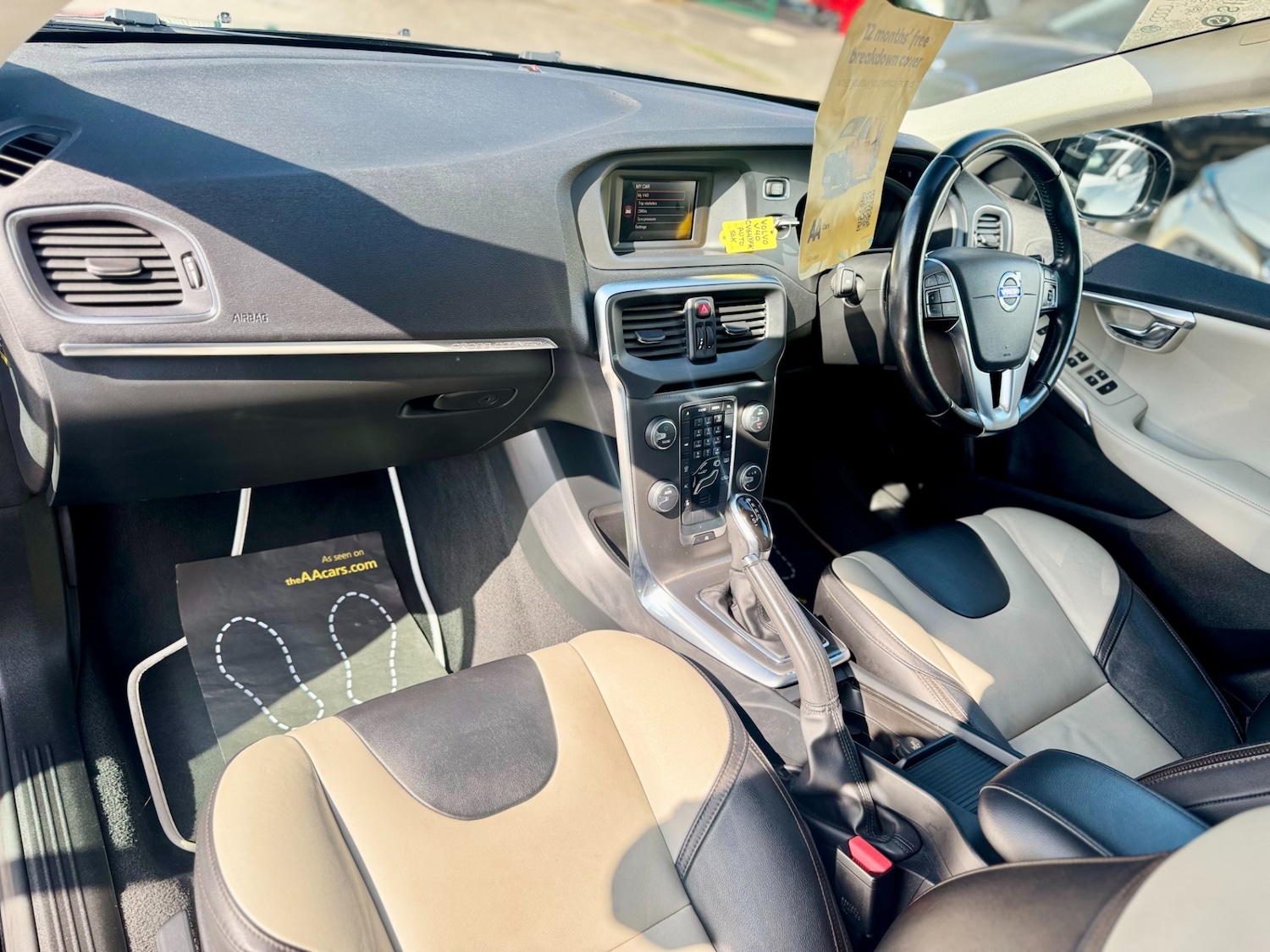 Used Volvo V40 2014 for sale - 78083843: Photo 19