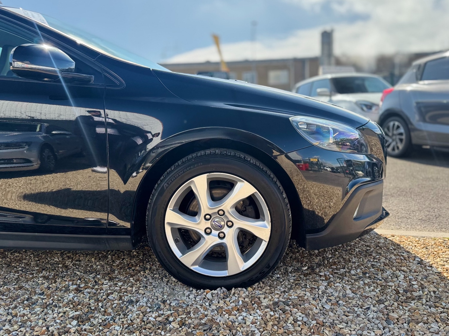 Used Volvo V40 2014 for sale - 78083843: Photo 21