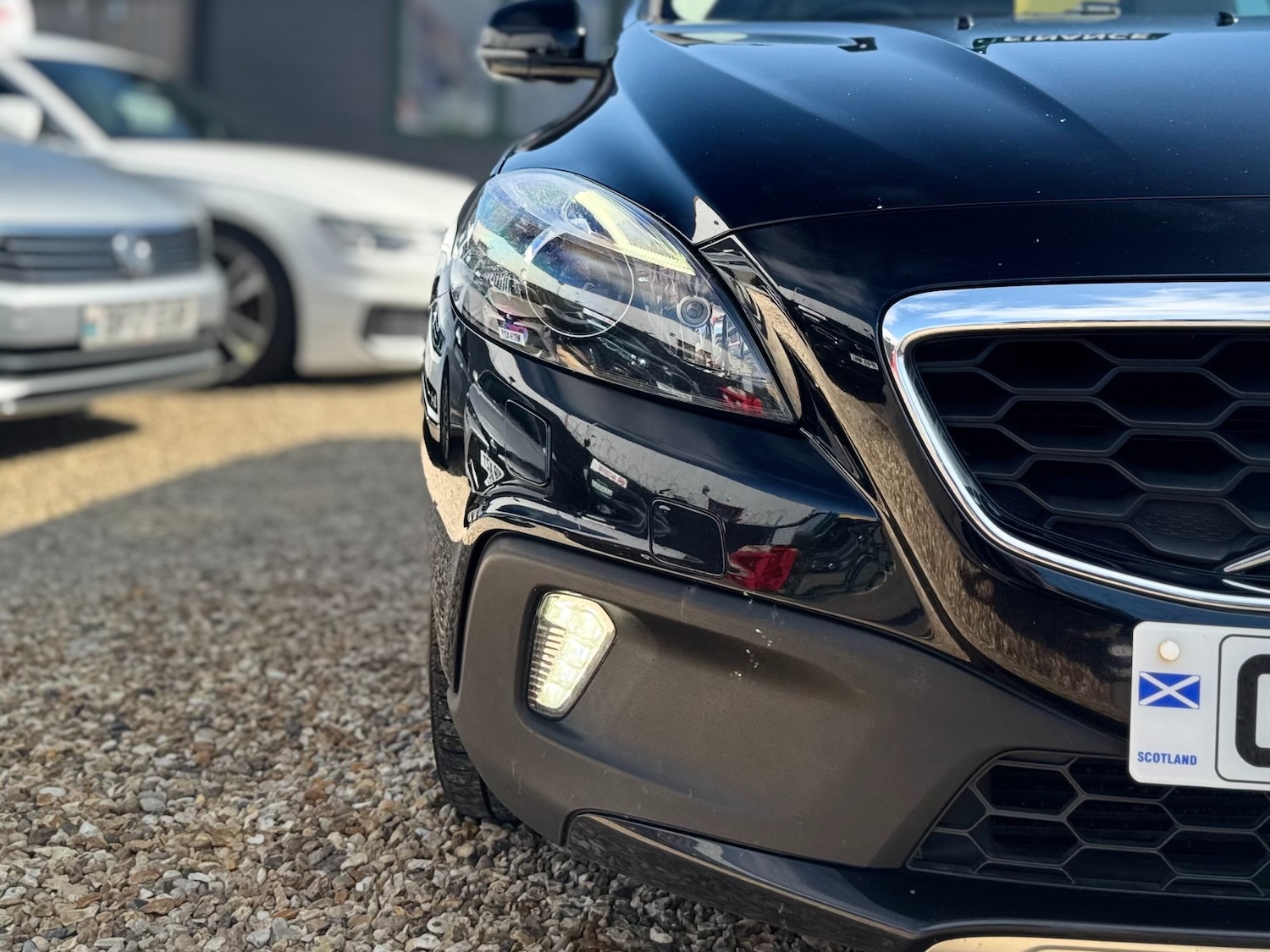 Used Volvo V40 2014 for sale - 78083843: Photo 48