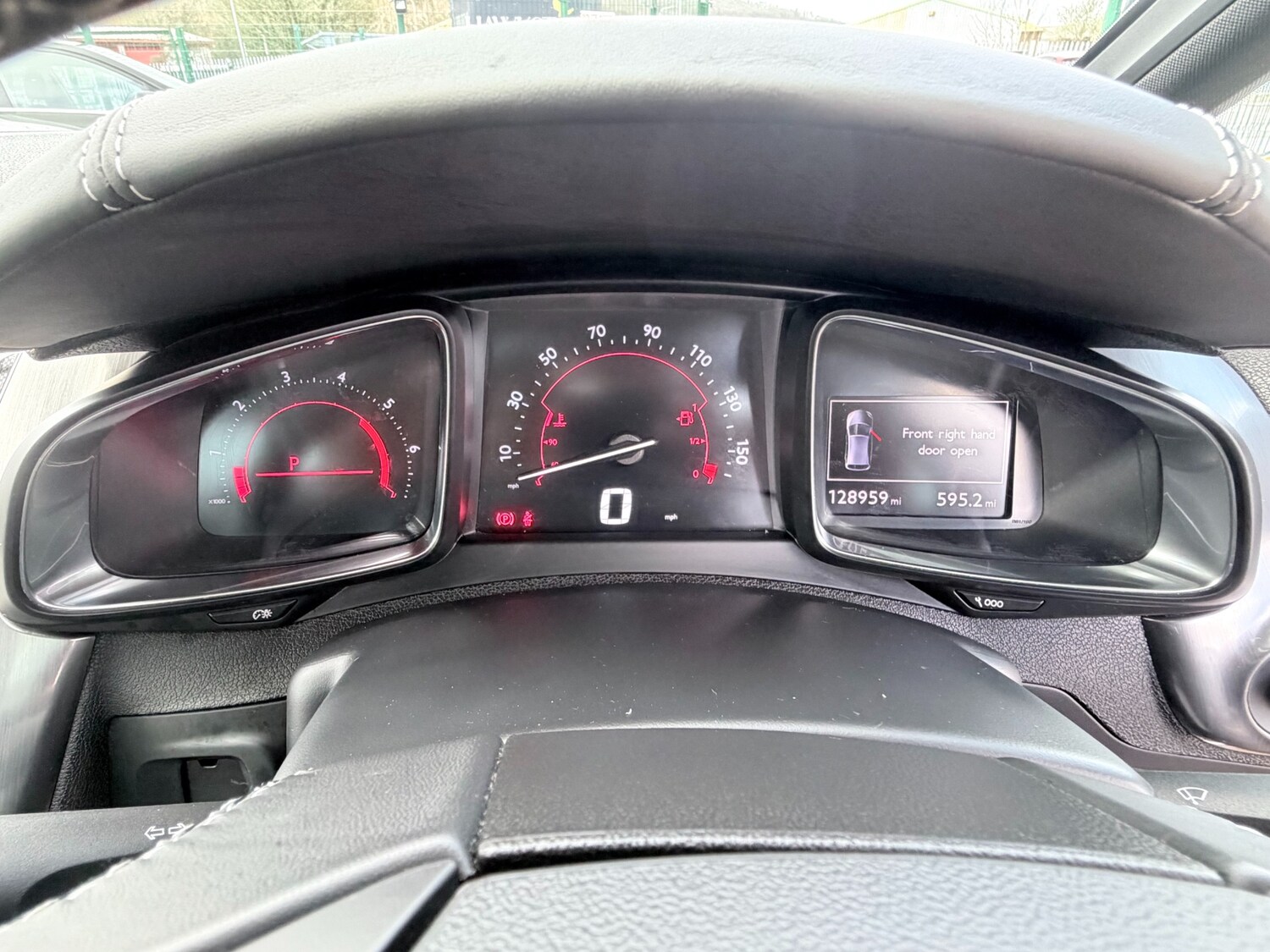 Used Citroen DS5 2013 for sale - 77947156: Photo 30