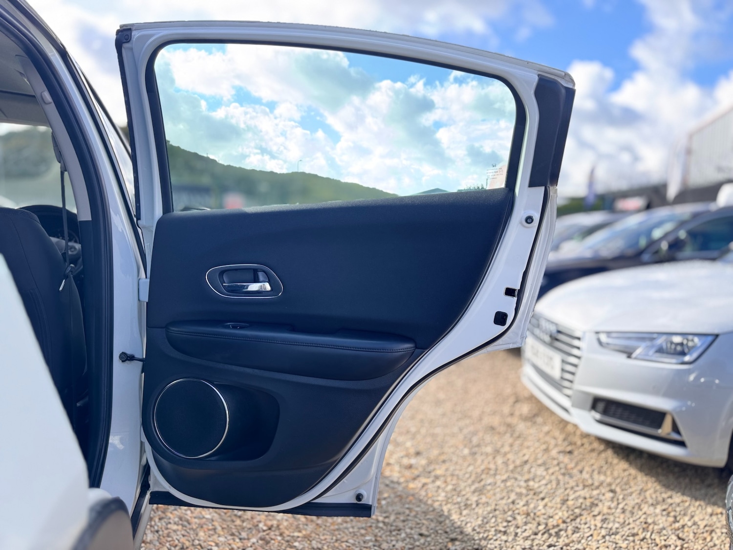 Used Honda HR-V 2017 for sale - 77149216: Photo 38