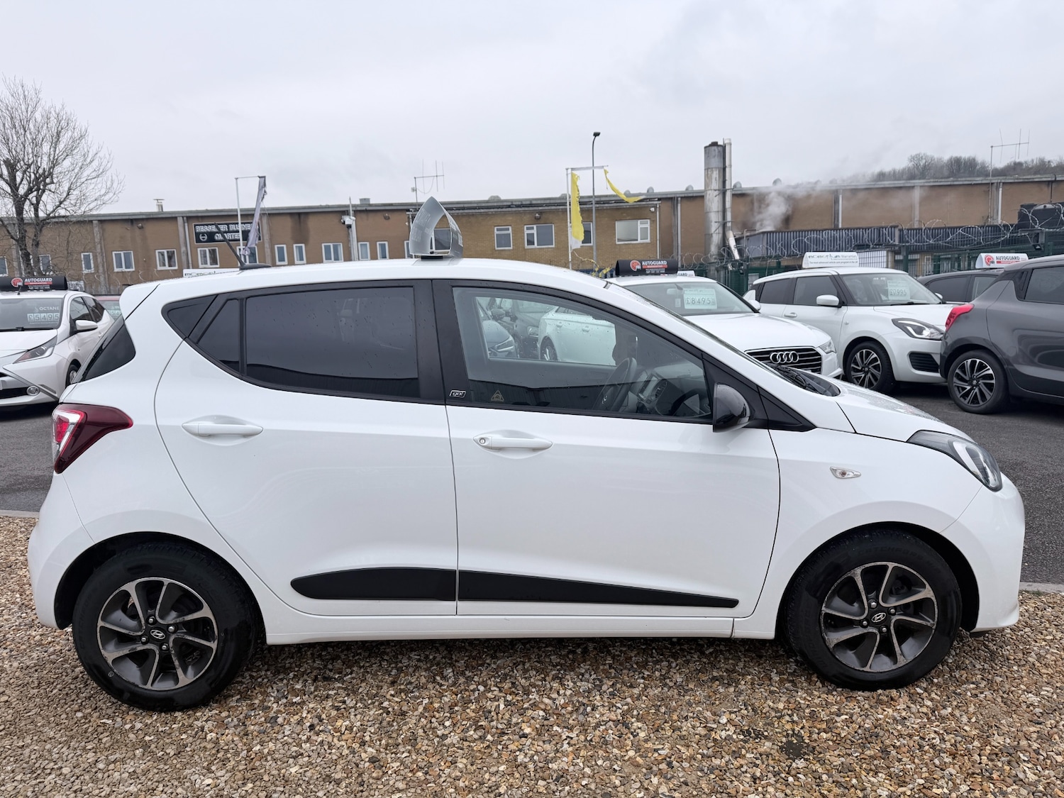 Used Hyundai i10 2018 for sale - 77326486: Photo 11