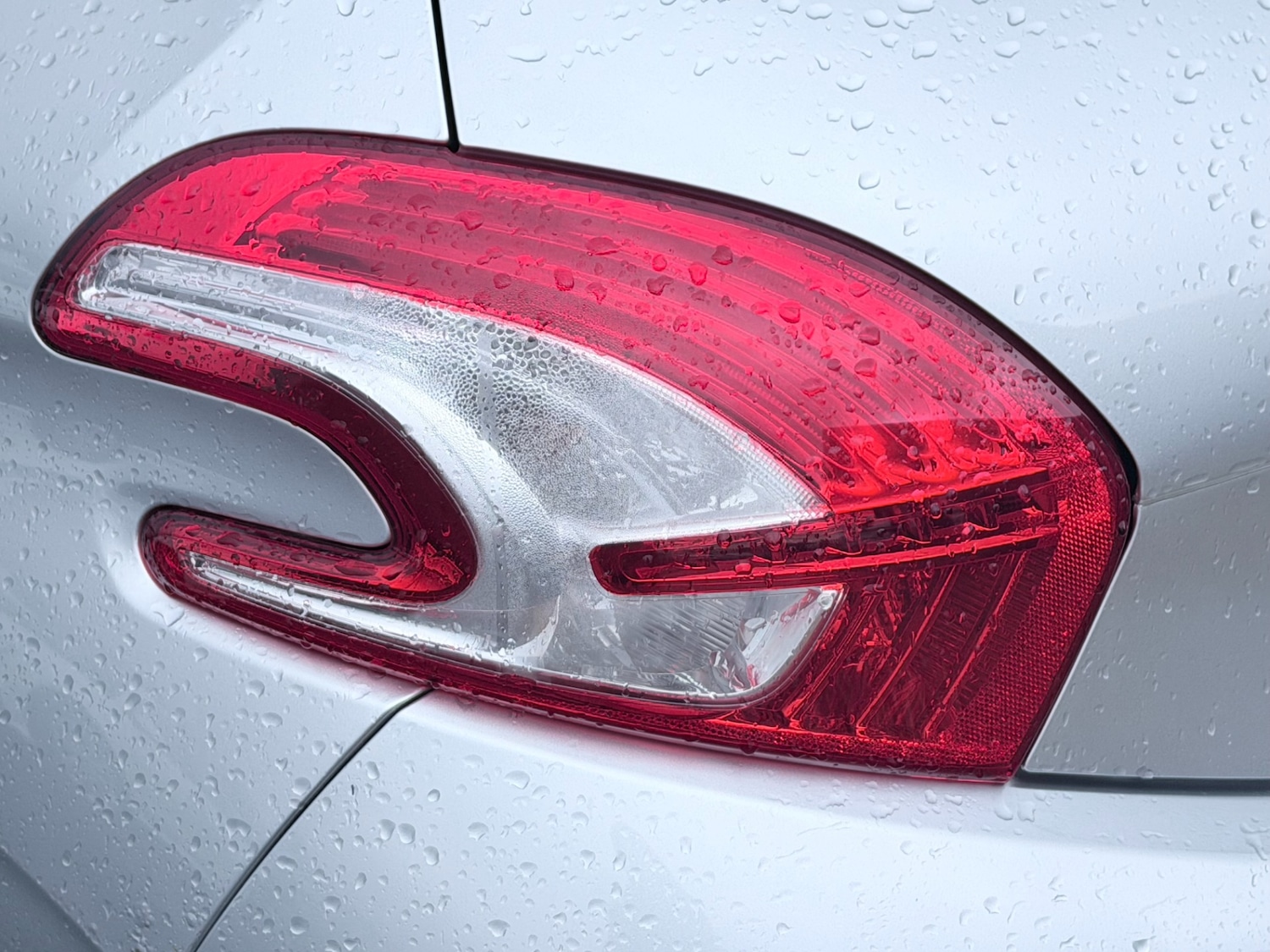 Used Peugeot 208 2013 for sale - 78144260: Photo 45