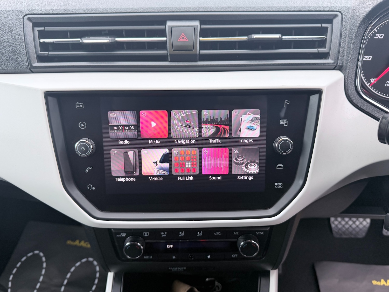 Used SEAT Arona 2018 for sale - 77803472: Photo 32