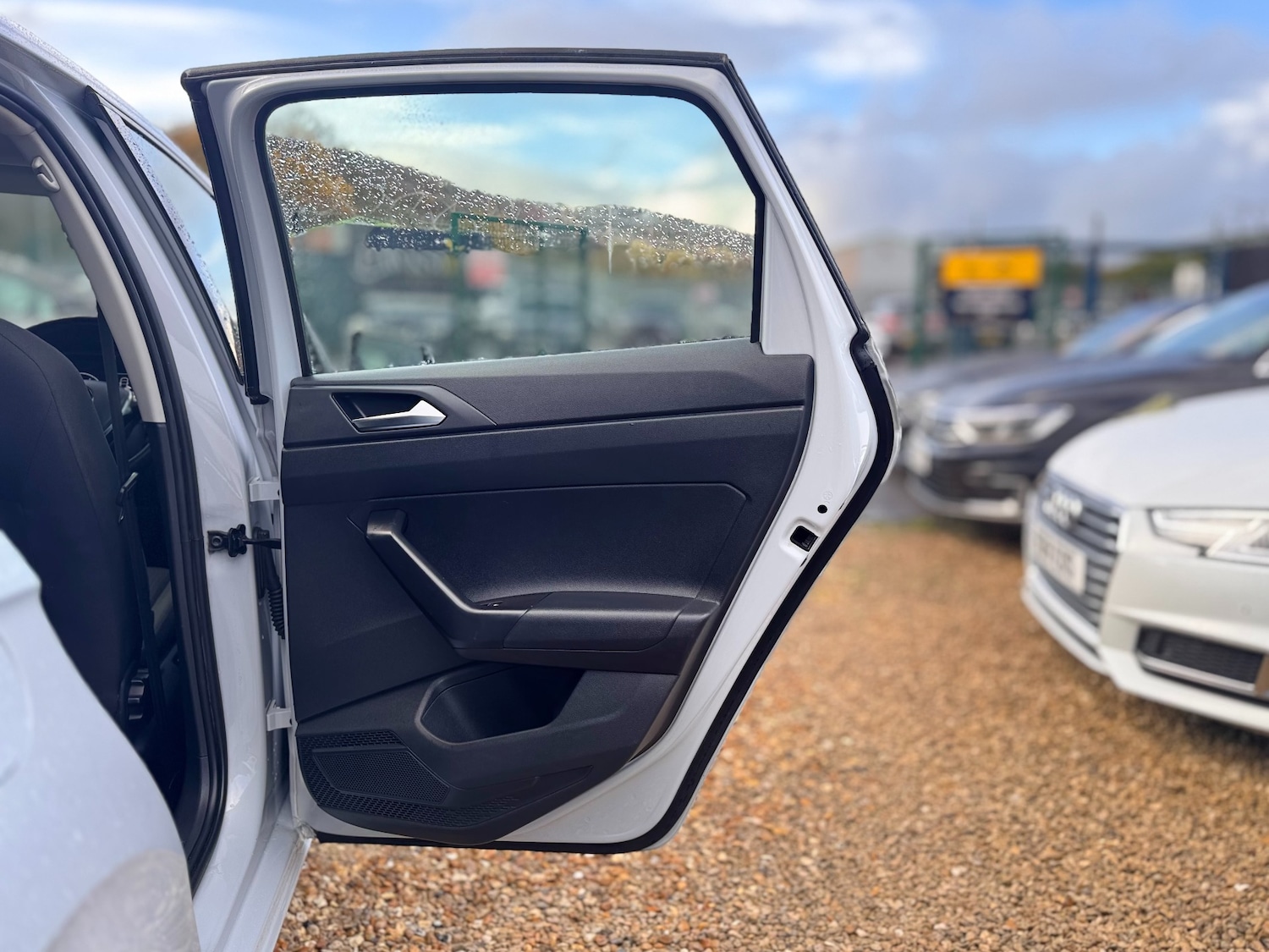 Used Volkswagen Polo 2019 for sale - 77168604: Photo 37