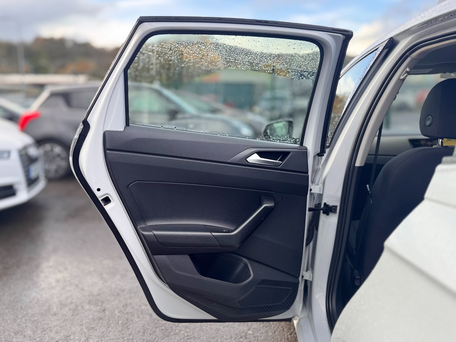 Used Volkswagen Polo 2019 for sale - 77168604: Photo 39