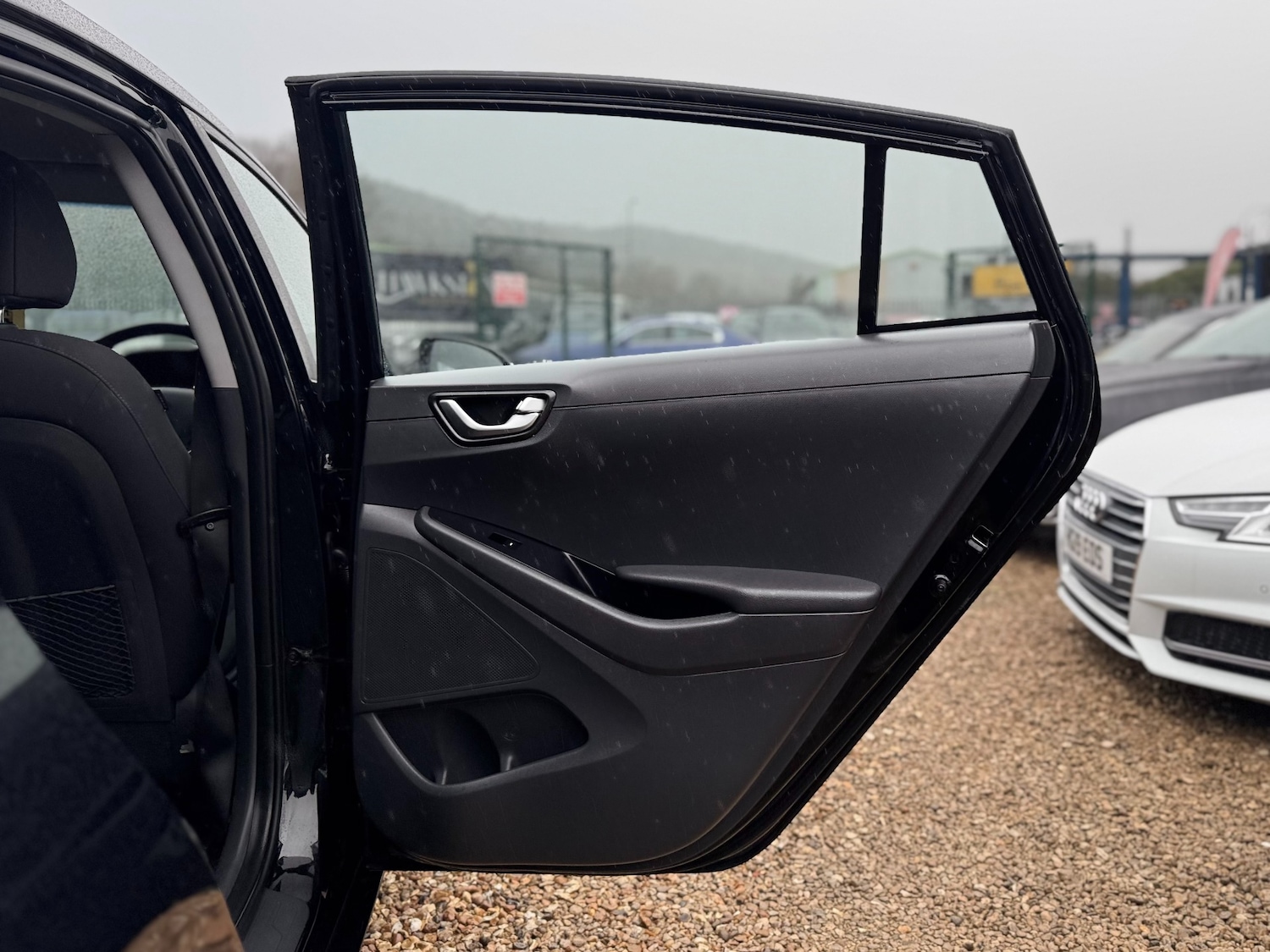 Used Hyundai IONIQ 2017 for sale - 76933337: Photo 38