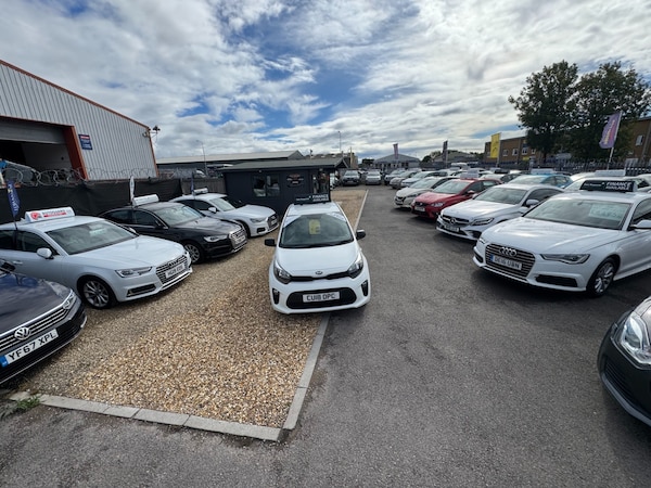 Used Kia Picanto 2018 for sale - 76255168: Photo 50