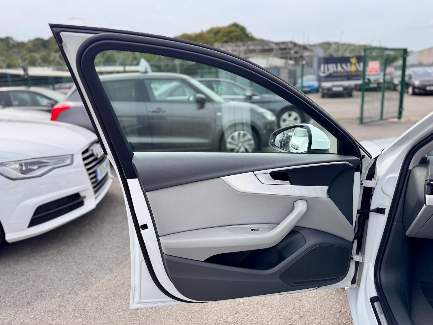 Used Audi A4 2019 for sale - 76161222: Photo 47