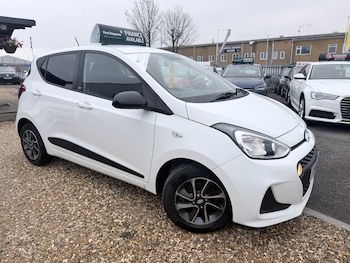 Used Hyundai i10 2018 for sale - 78178267: Photo