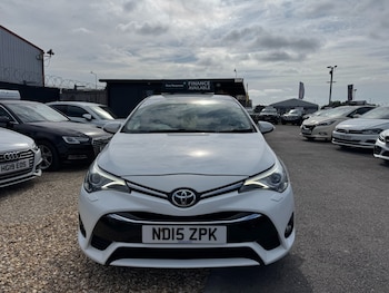 Used Toyota Avensis 2015 for sale - 75595824: Photo
