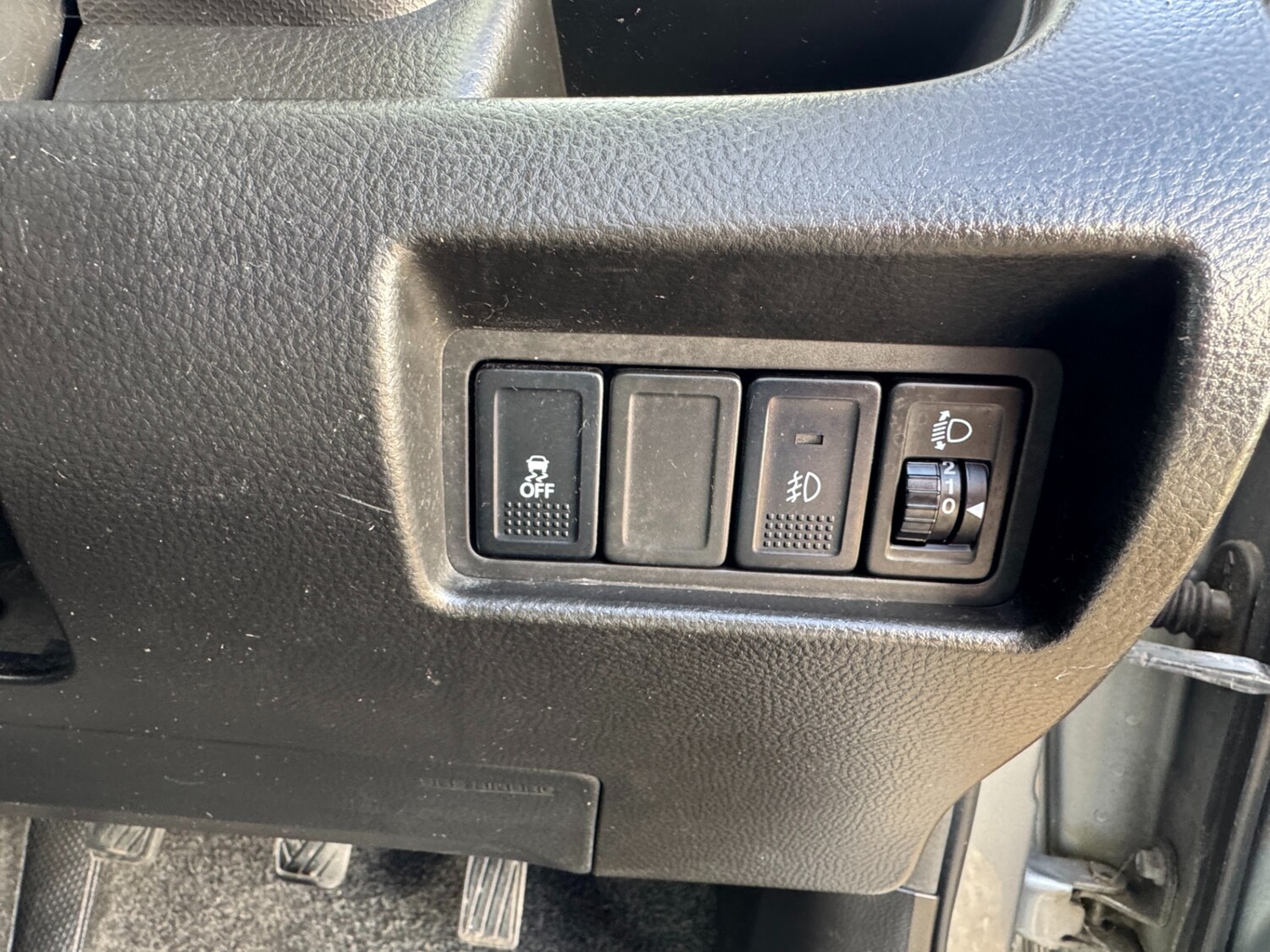 Used Suzuki Swift 2015 for sale - 77640230: Photo 27