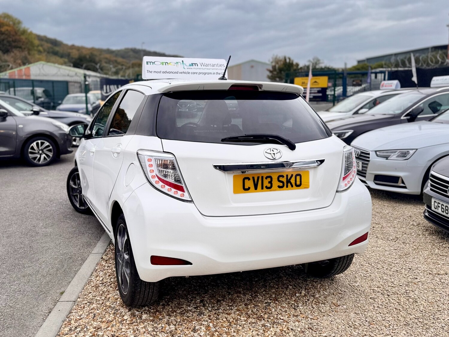 Used Toyota Yaris 2013 for sale - 77297155: Photo 8