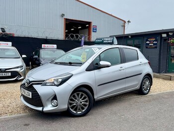 Used Toyota Yaris 2016 for sale - 78465733: Photo