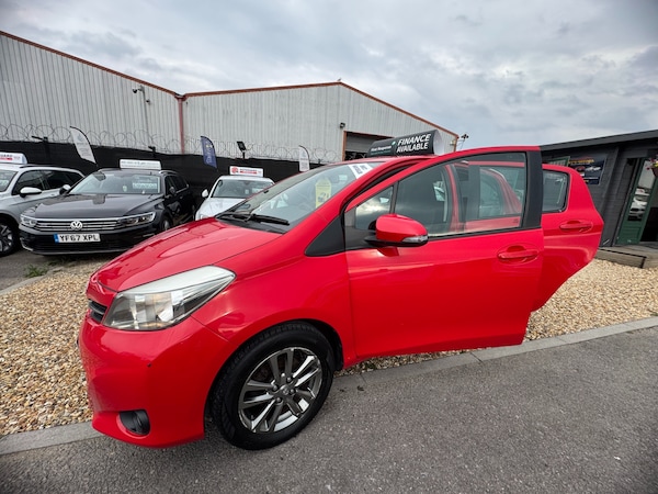 Used Toyota Yaris 2014 for sale - 76253461: Photo 41
