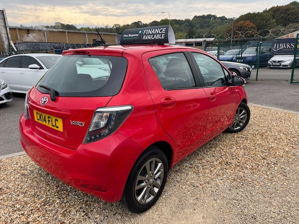 Used Toyota Yaris 2014 for sale - 76253461: Photo 5