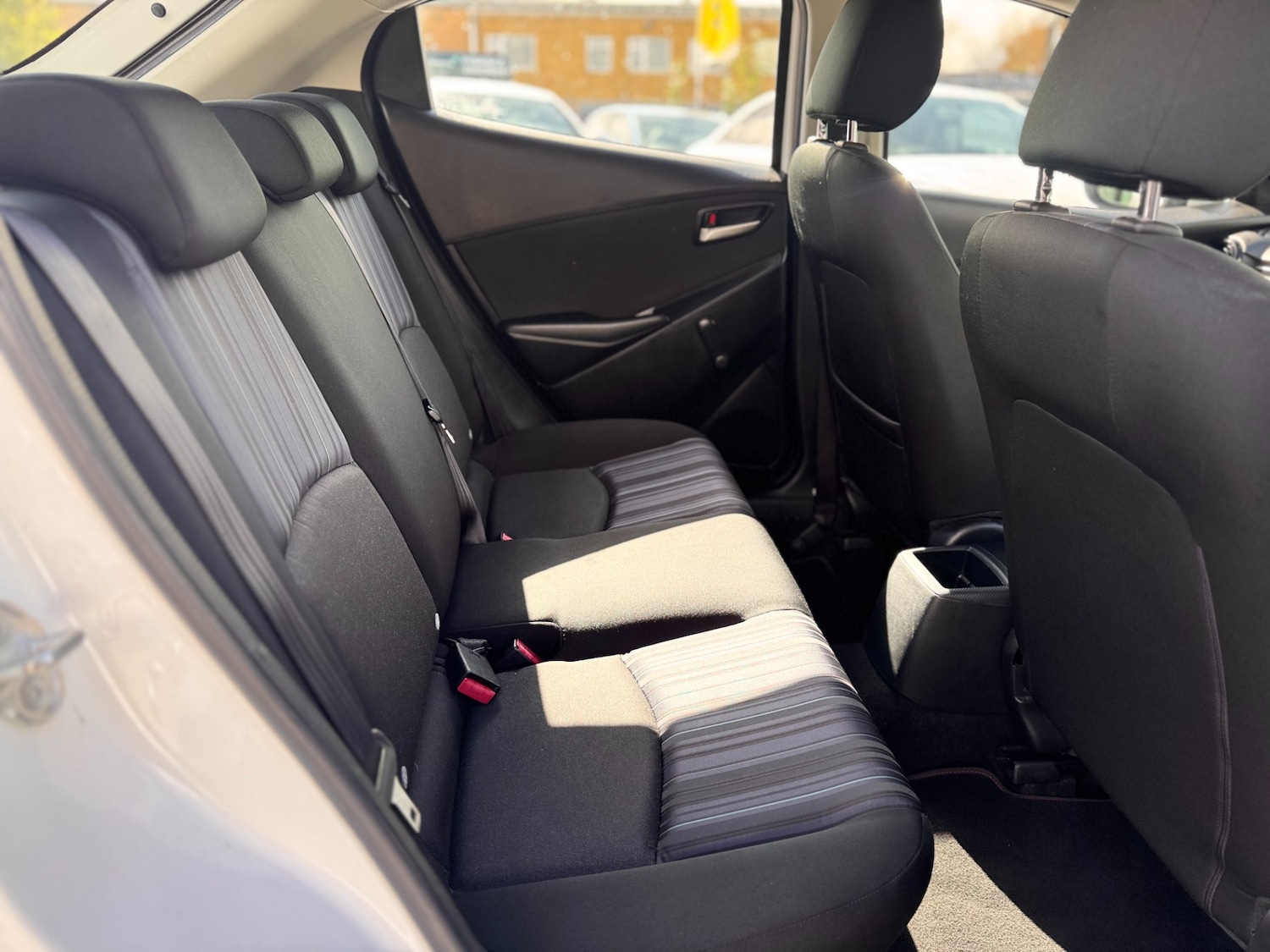 Used Mazda Mazda2 2015 for sale - 76159302: Photo 12