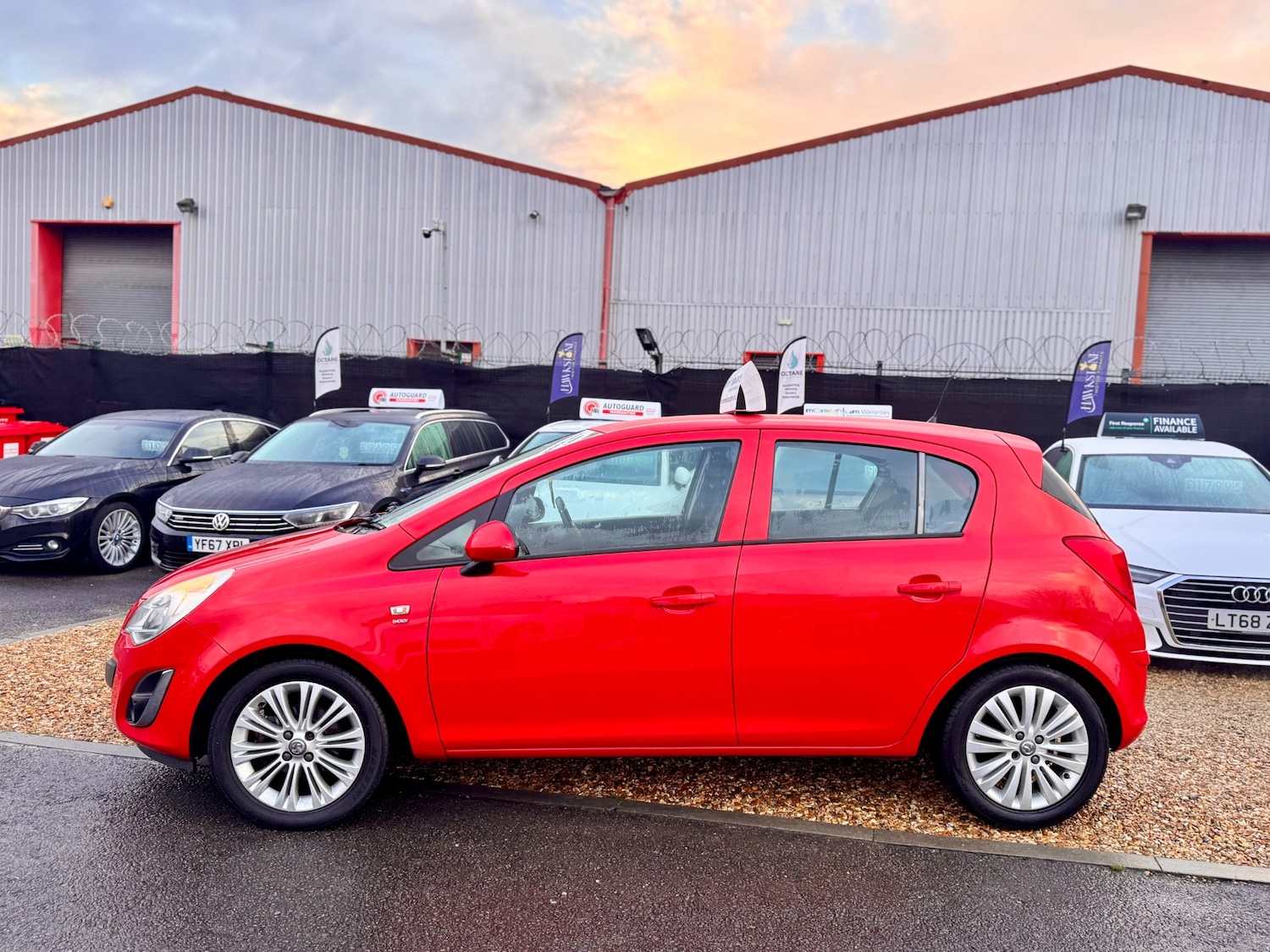 Used Vauxhall Corsa 2013 for sale - 76681804: Photo 16