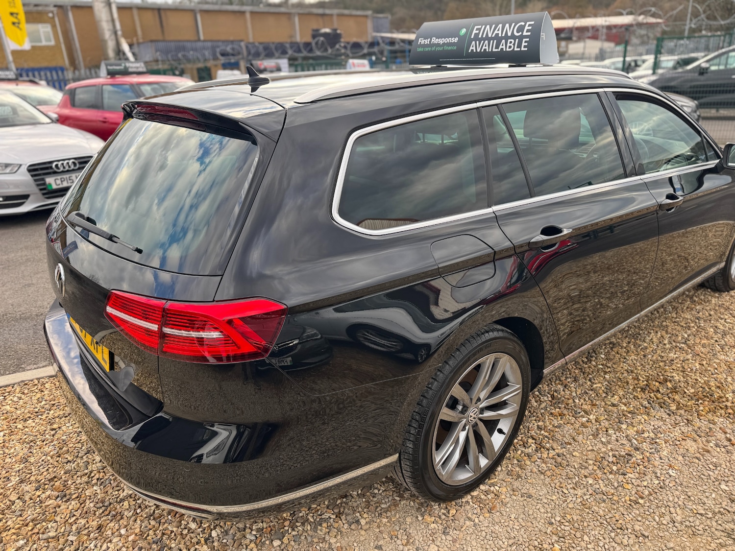 Used Volkswagen Passat 2017 for sale - 76542542: Photo 14