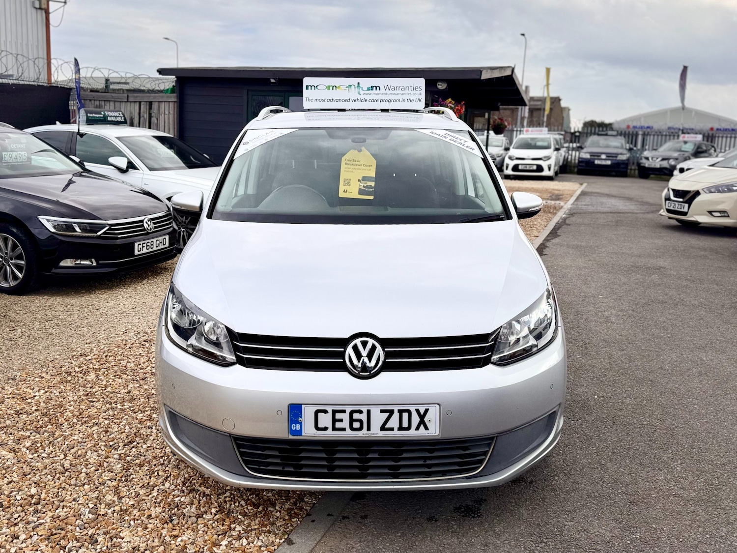 Used Volkswagen Touran 2011 for sale - 76422155: Photo 2